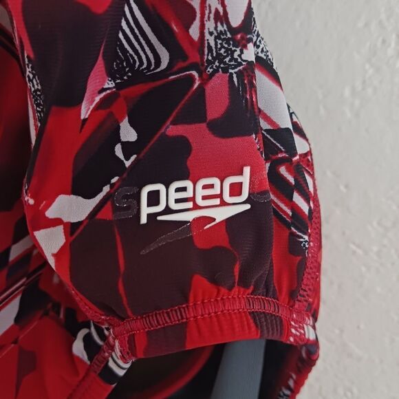 Speedo red printed open back swimsuit size 8/34 - Picture 5 of 5